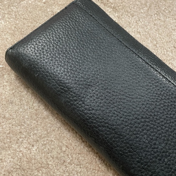 Kate Spade Black Leather Zip Wallet - Picture 9 of 13